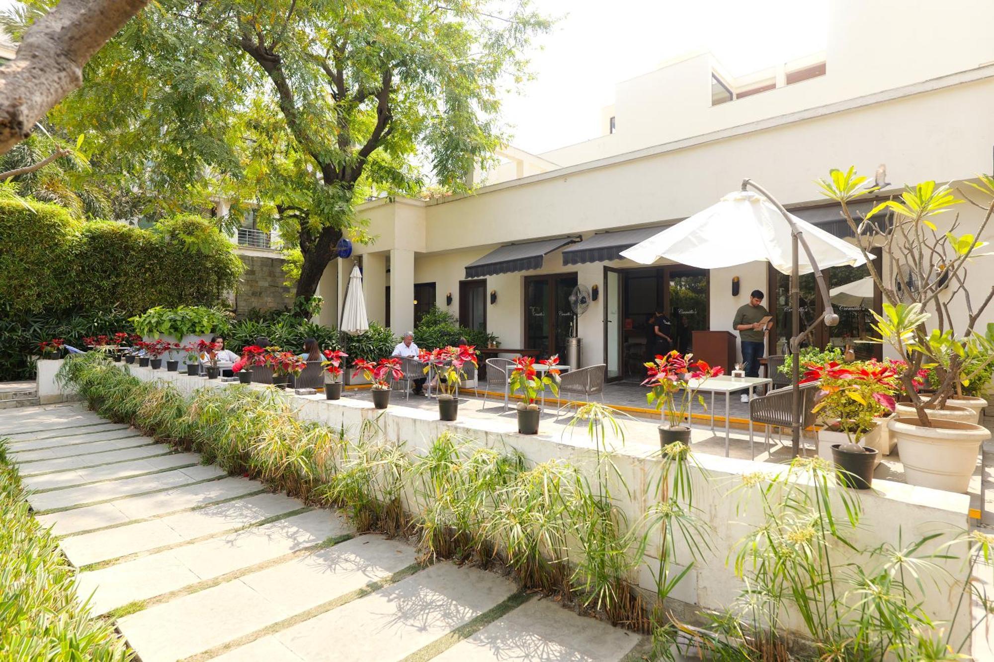 The Manor - A Boutique Hotel New Delhi Extérieur photo
